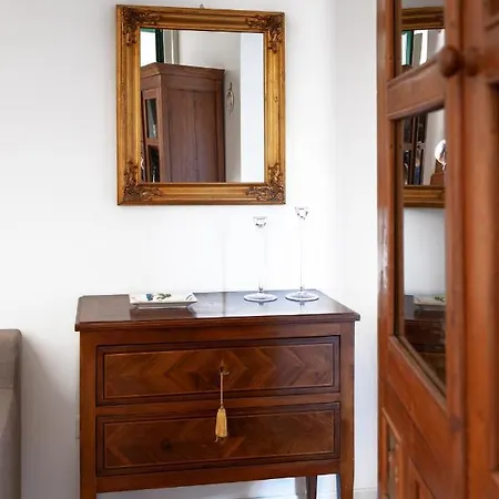 Casa Flo, Nel Centro Storico Con Terrazza E Ascensore Apartman *