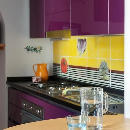 Casa Flo Con Terrazza E Ascensore 公寓 萨莱诺