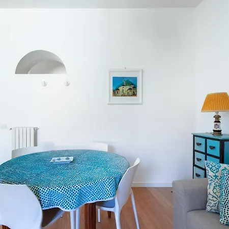 Casa Flo Con Terrazza E Ascensore 公寓 *