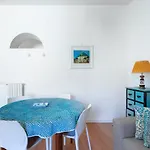 Casa Flo Con Terrazza E Ascensore 아파트 *