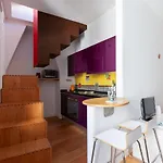 Casa Flo Con Terrazza E Ascensore 아파트 *